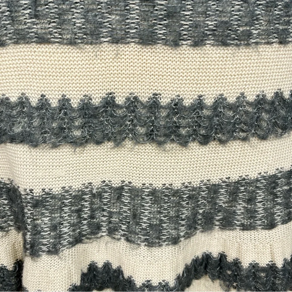 Cambridge Dry Goods Sweater Skirt Gray and Cream Mixed Fibers